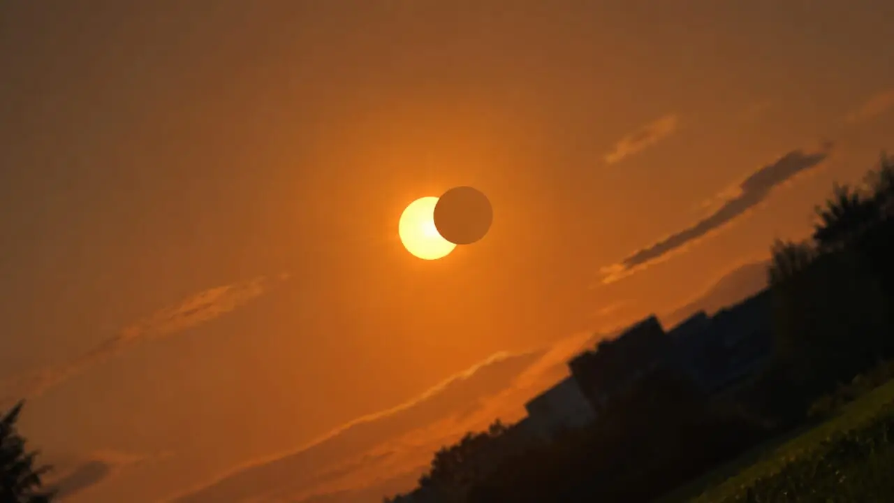 Copertina di Eclissi di Sole in Sardegna: dove vederla oggi 12 agosto 2026